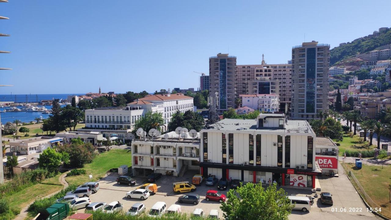 Apartments Lora In Apart-Hotel Budva Luaran gambar