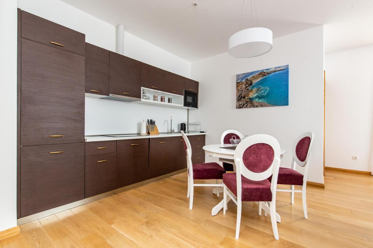 Apartments Lora In Apart-Hotel Budva Luaran gambar