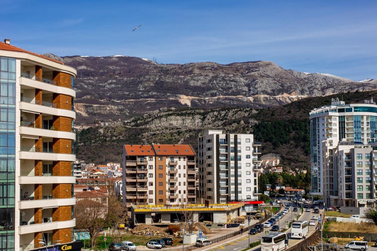 Apartments Lora In Apart-Hotel Budva Luaran gambar