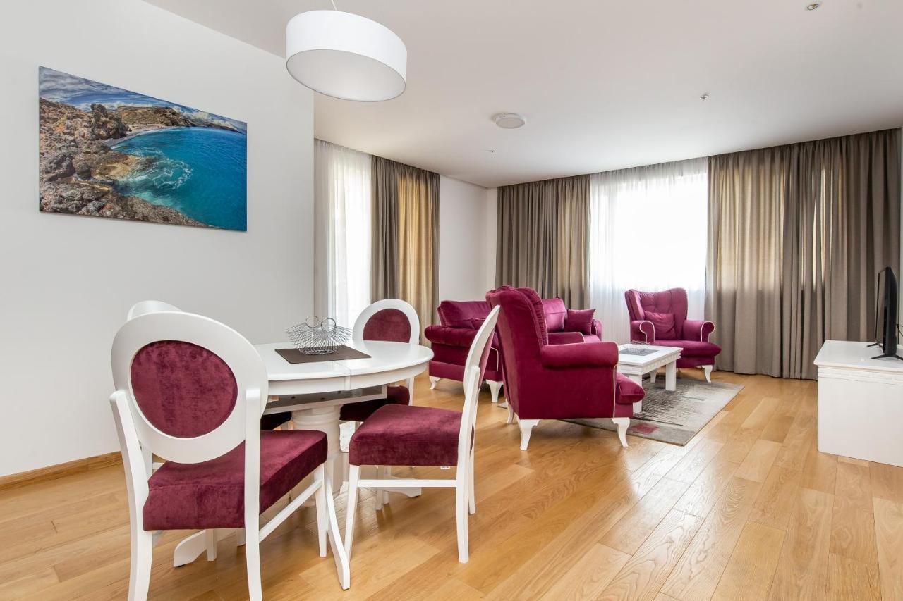 Apartments Lora In Apart-Hotel Budva Luaran gambar