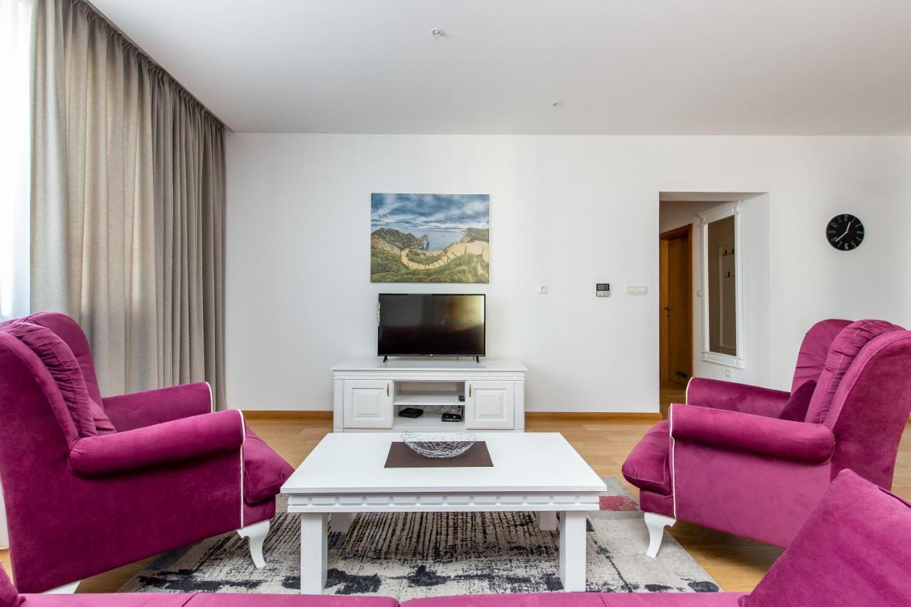 Apartments Lora In Apart-Hotel Budva Luaran gambar