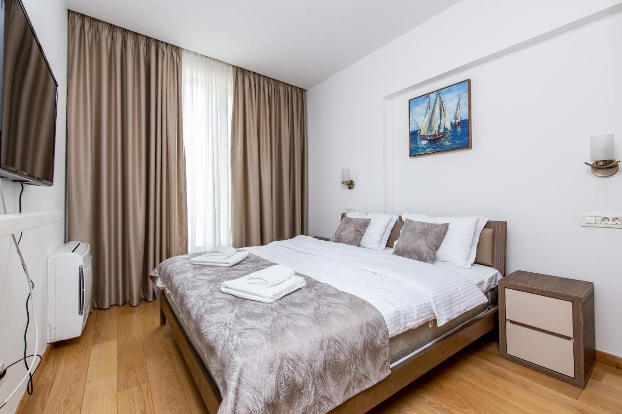 Apartments Lora In Apart-Hotel Budva Luaran gambar
