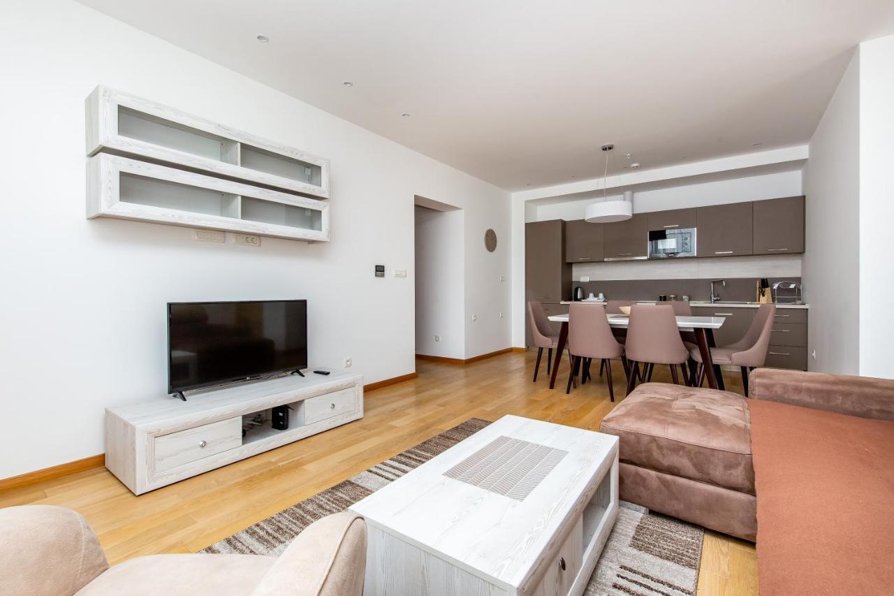 Apartments Lora In Apart-Hotel Budva Luaran gambar