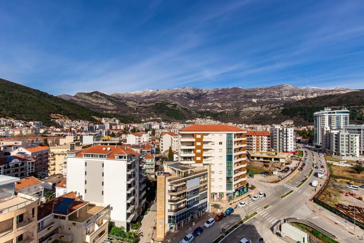 Apartments Lora In Apart-Hotel Budva Luaran gambar