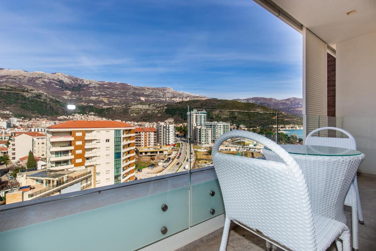 Apartments Lora In Apart-Hotel Budva Luaran gambar