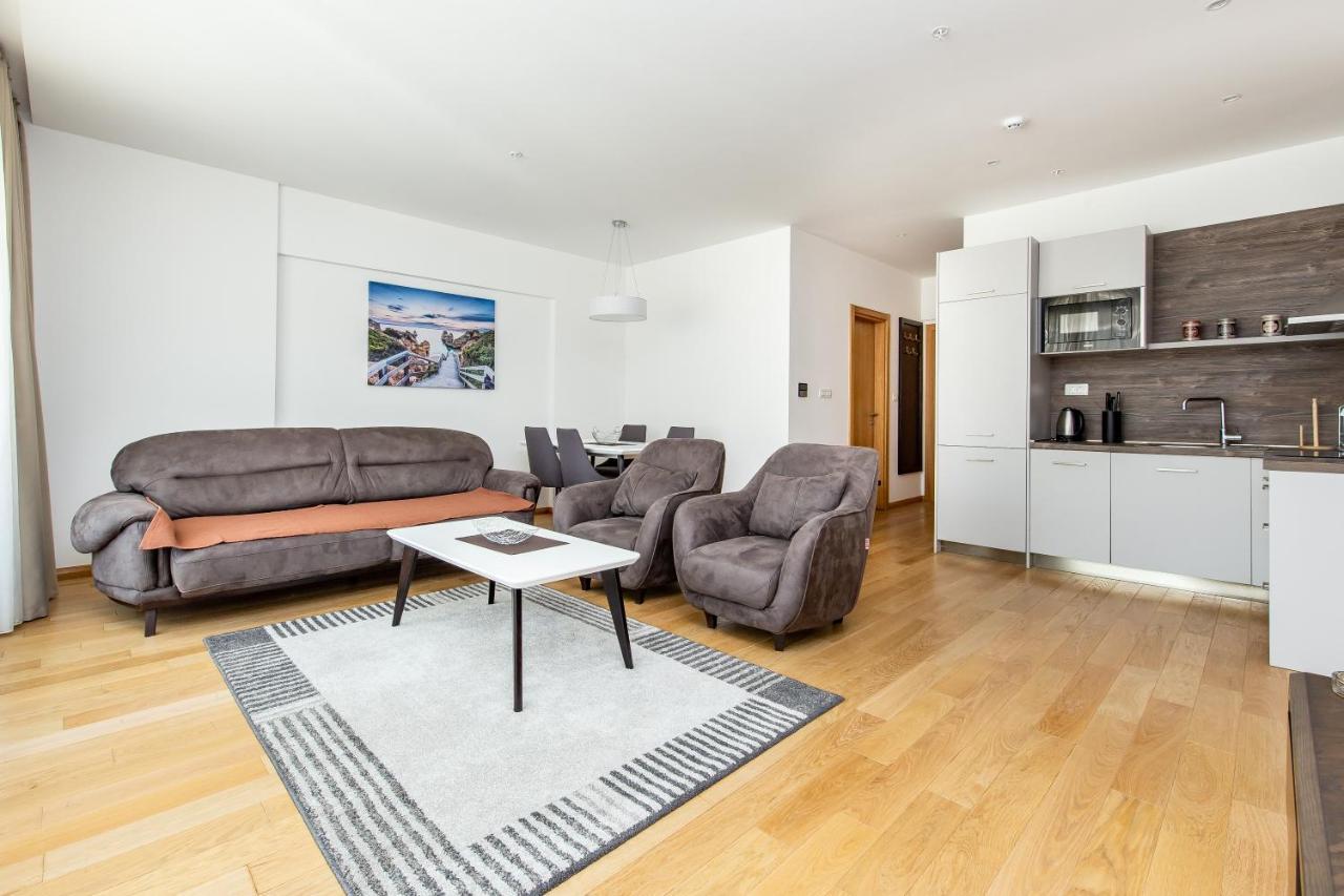 Apartments Lora In Apart-Hotel Budva Luaran gambar