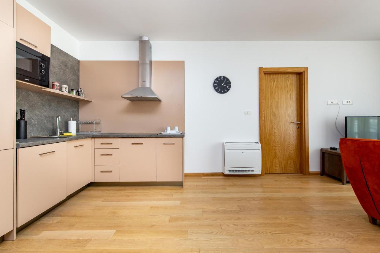 Apartments Lora In Apart-Hotel Budva Luaran gambar