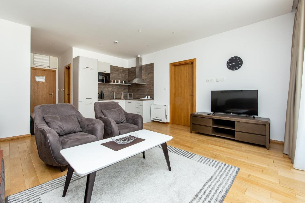 Apartments Lora In Apart-Hotel Budva Luaran gambar